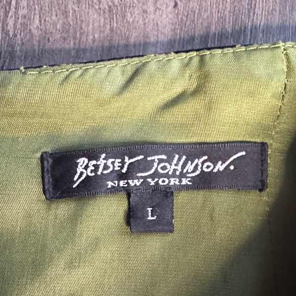 90’s Cottagecore Betsey Johnson 100% Silk  Black & Green Bird Pencil Skirt - Picture 2 of 7